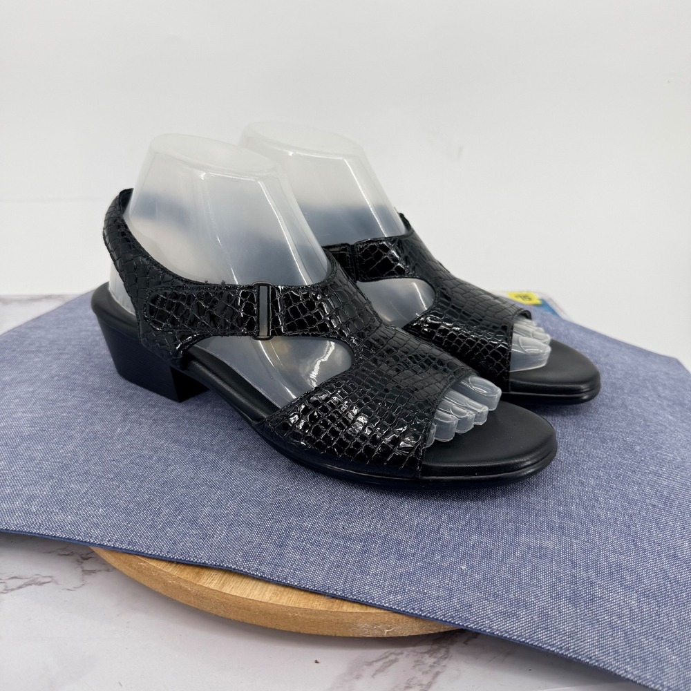 SAS Suntimer Tripad Sandal Women 8.5 Narrow Black Embossed Patent Leather 200206